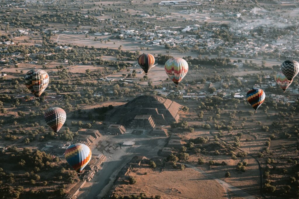 Mexico tour-Teotihuacan-air-ballon